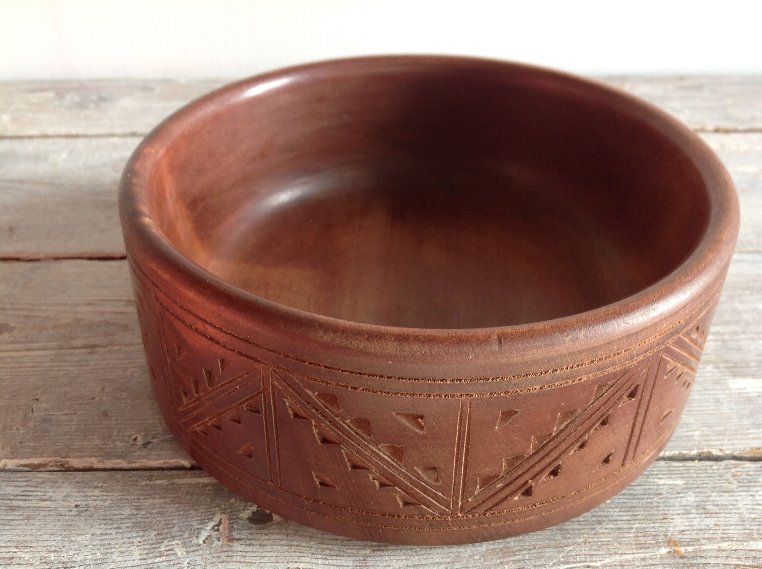 Wooden trinket bowl