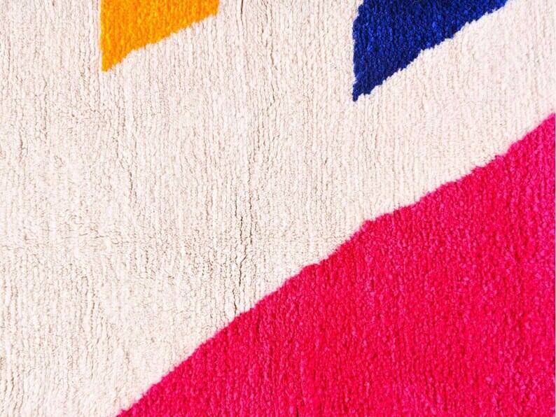 Moroccan Atlas Berber rug size 150 x 250 cm