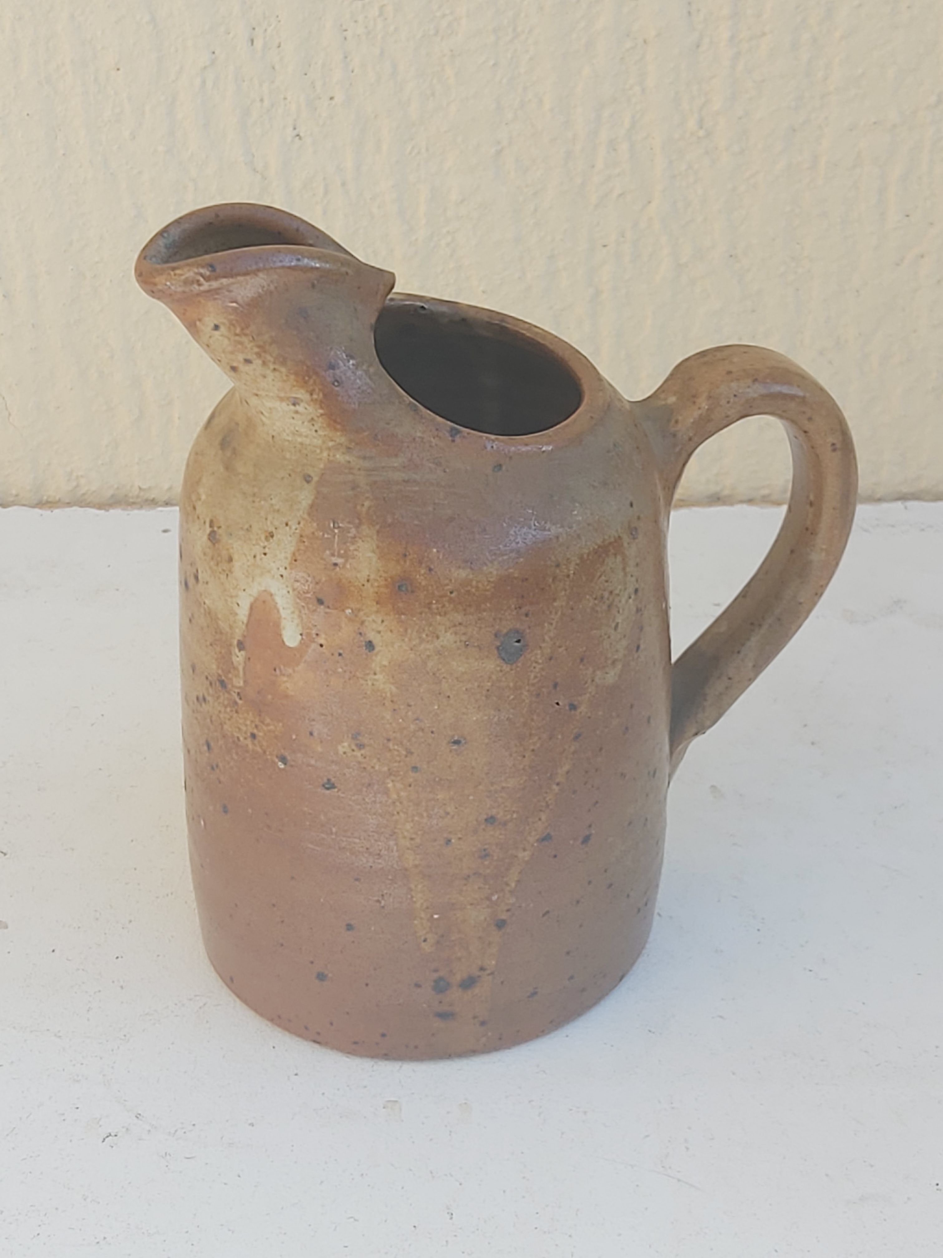 Pitcher sandstone pyrity vintage