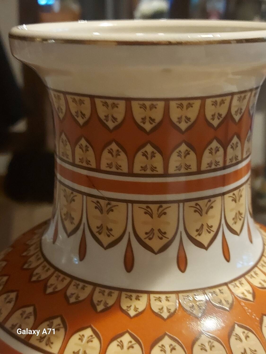 Japanese style porcelain vase signed FG