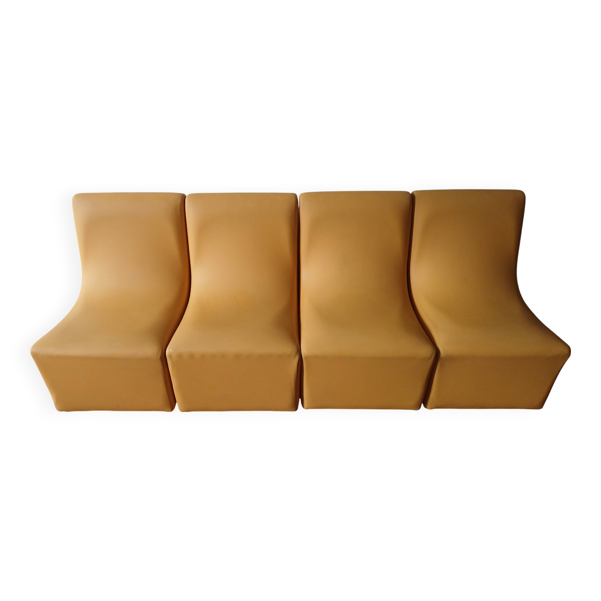 Lot de 4 chauffeuses années 70/80 vintage en similli cuir  jaune moutarde