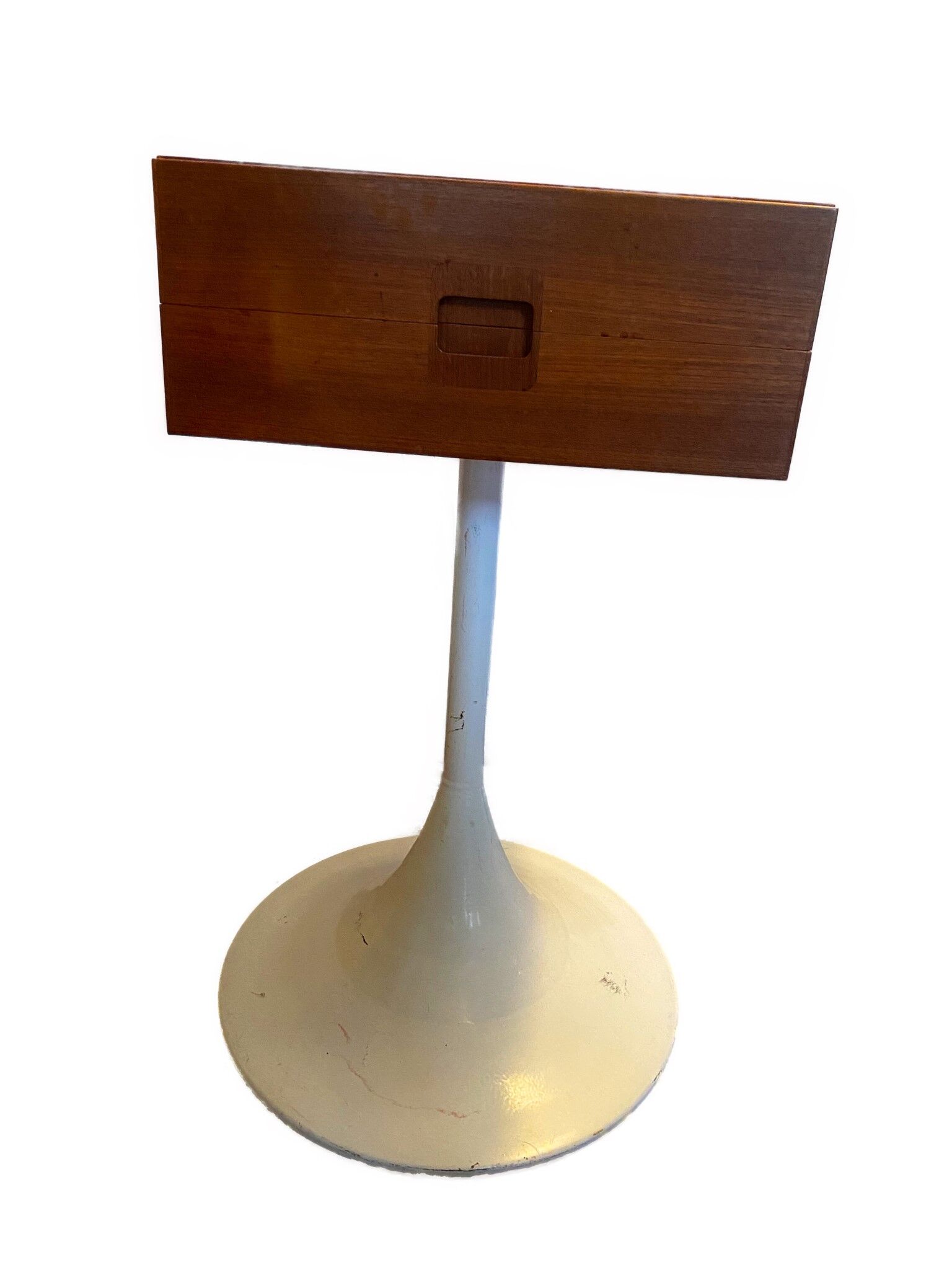 Vintage tulip foot bedside table