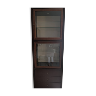 Cinna display cabinet with lighting