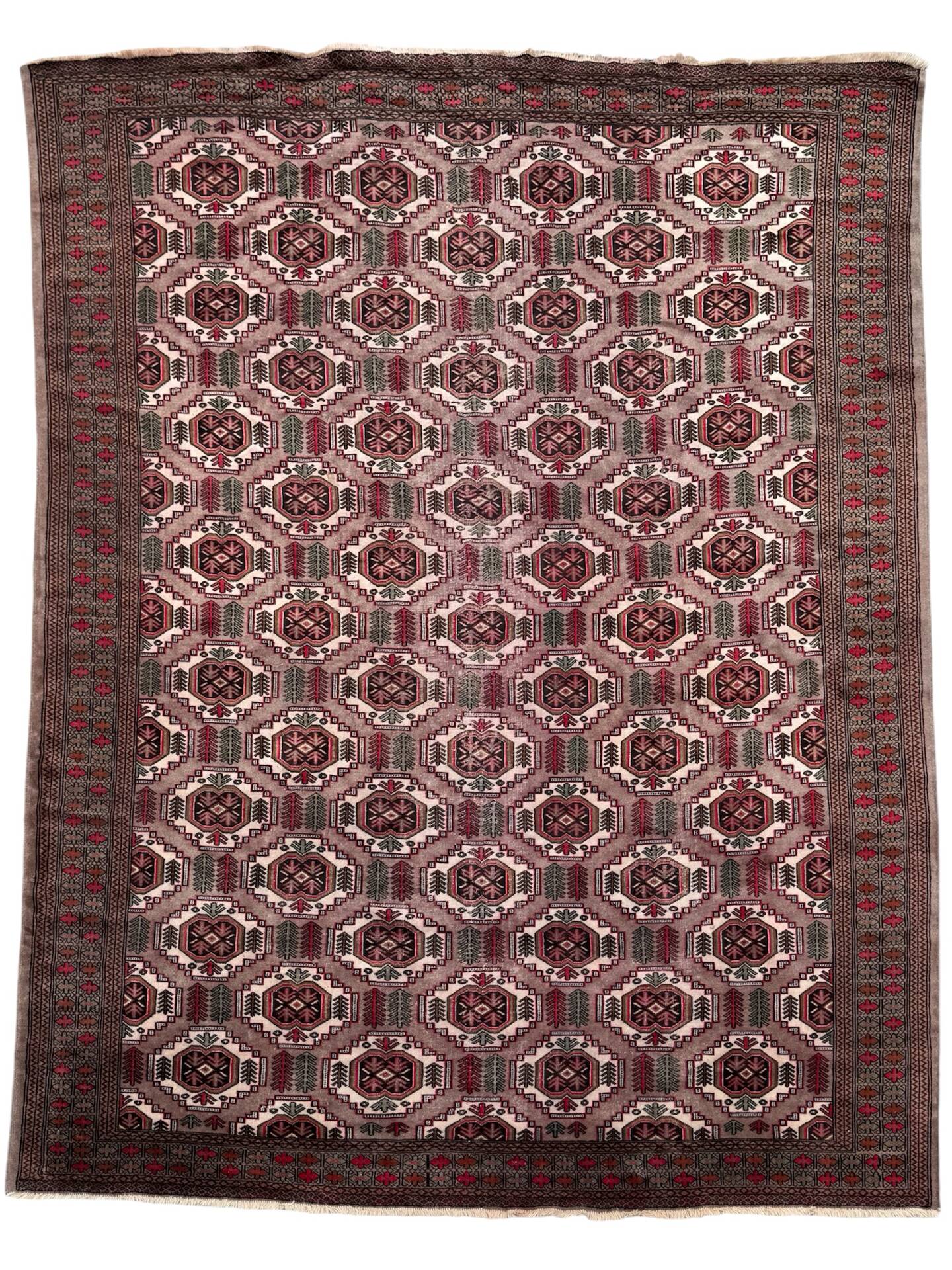 Large antique Bukhara carpet (300X375cm)