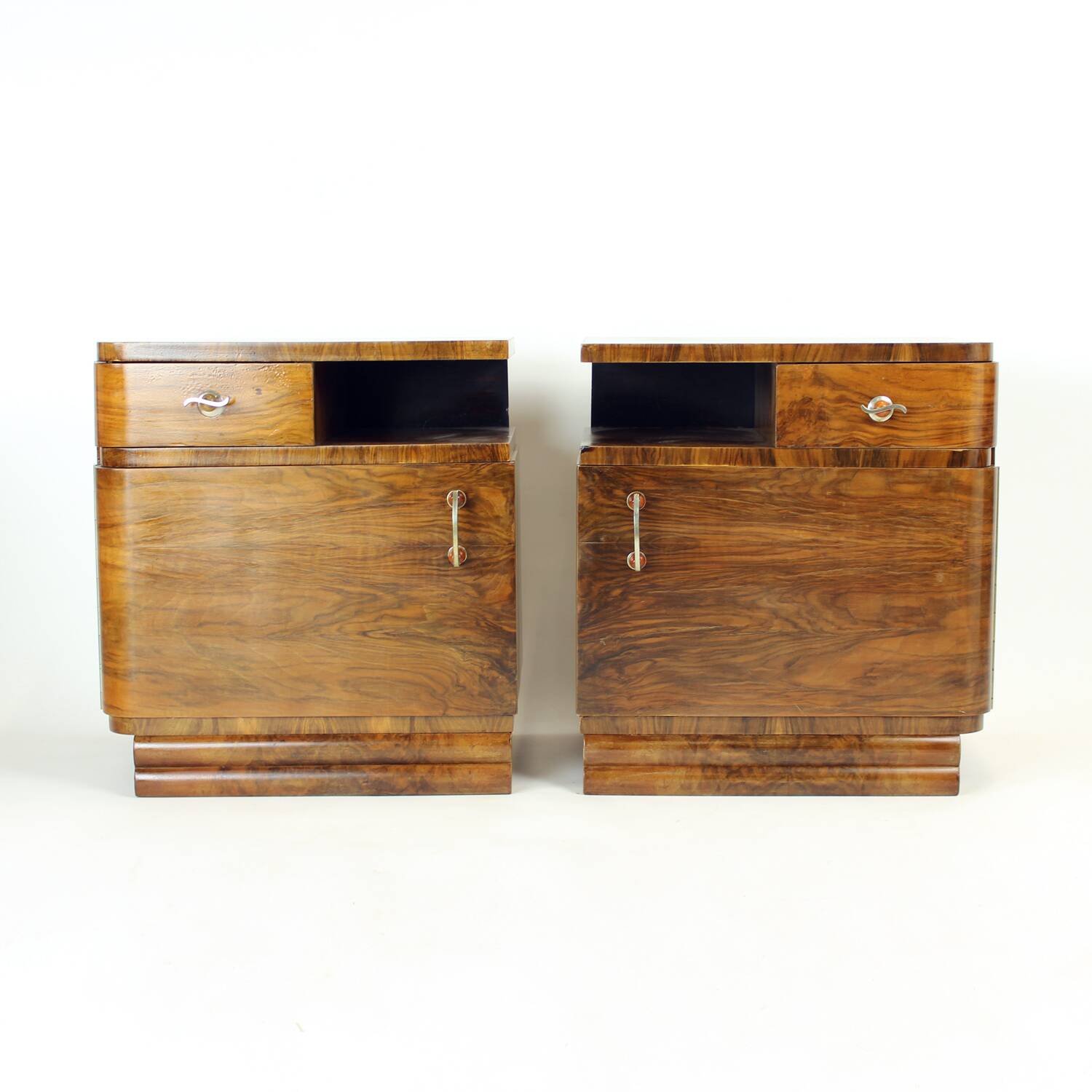 Pair Of Art Deco Bedside Tables In Walnut, Czechoslovakia 1930s