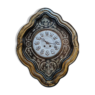 Horloge oeil de boeuf type isabellina