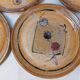 Série de 8 assiettes à dessert vintage en grès émaillé signé MALI