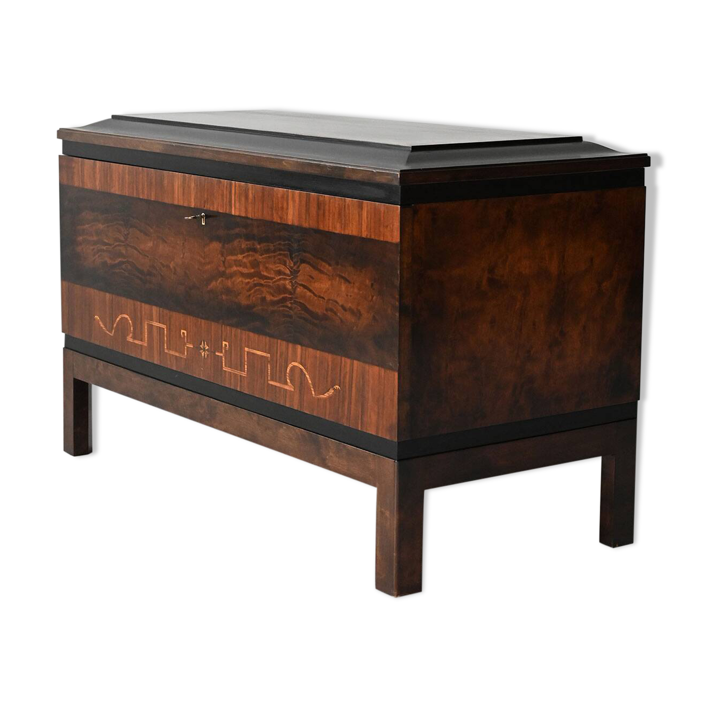 1930s Scandinavian Art Deco burlwood sideboard