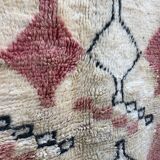 Old Berber carpet Marmoucha with pink and black patterns 2,82x2,11m