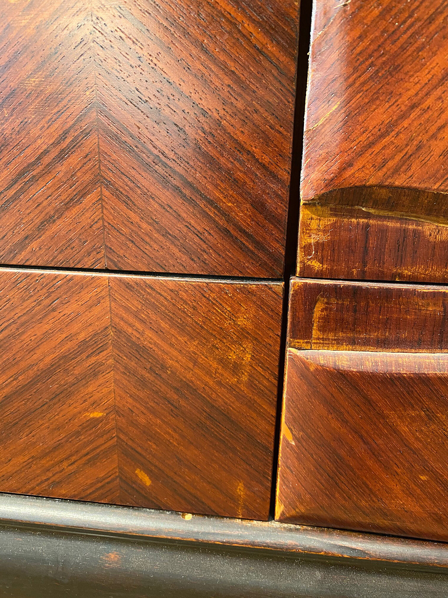 Italian Mid-Century Chest of Drawers with mirror