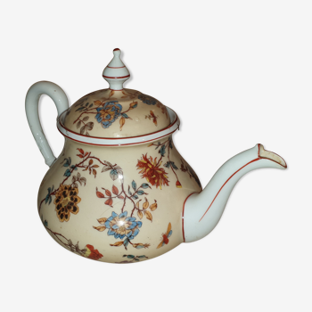 Antique teapot in Paris porcelain