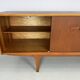 Buffet vintage par Jentique des années 1960.