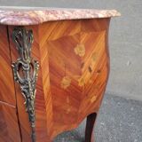 Louis XV chest of drawers in rosewood