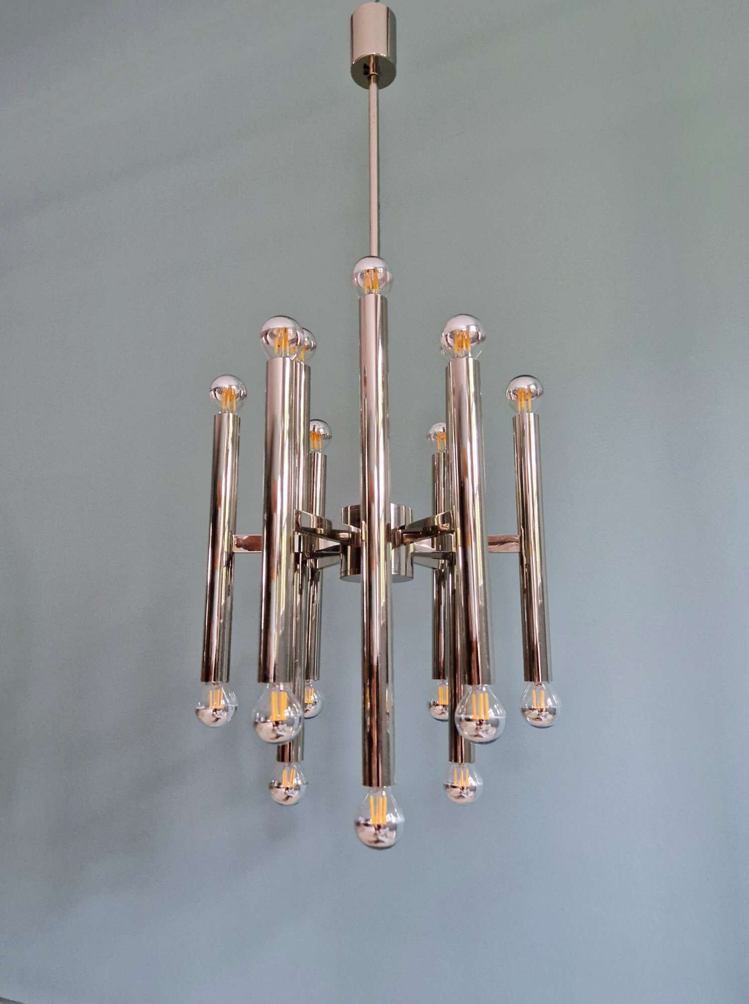 Large Space Age chandelier in chromed metal, design G. Sciolari, Boulanger, 1970