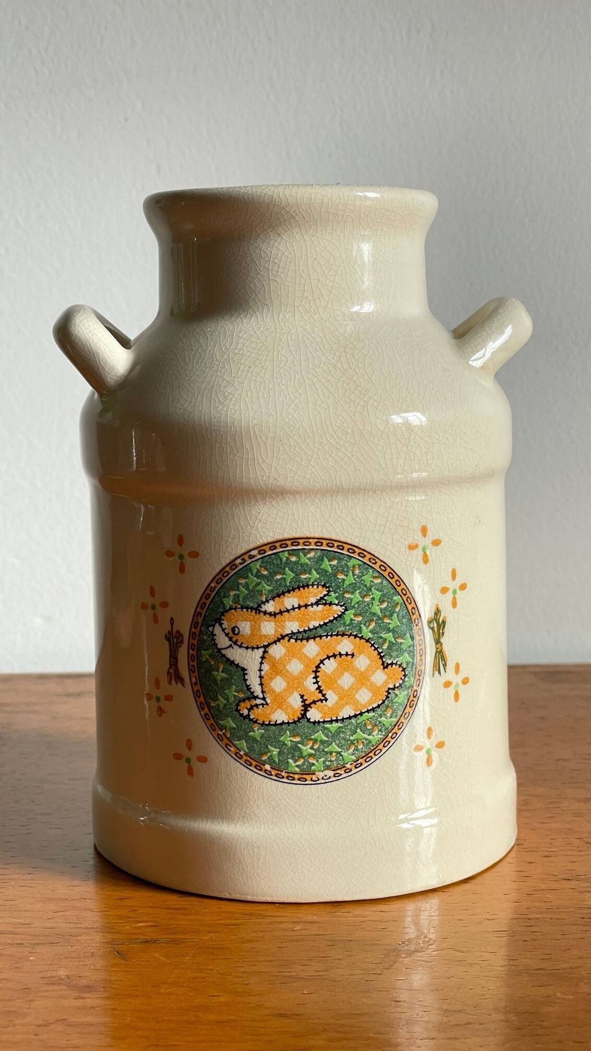 VASE Rabbit Ceramic TAIWAN Vintage