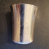 Timbale de naissance en argent