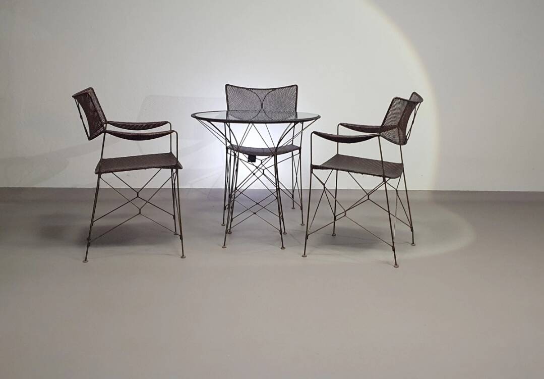 Beautiful dining set designed by Yuzuru Yamakawa. The chairs and table are