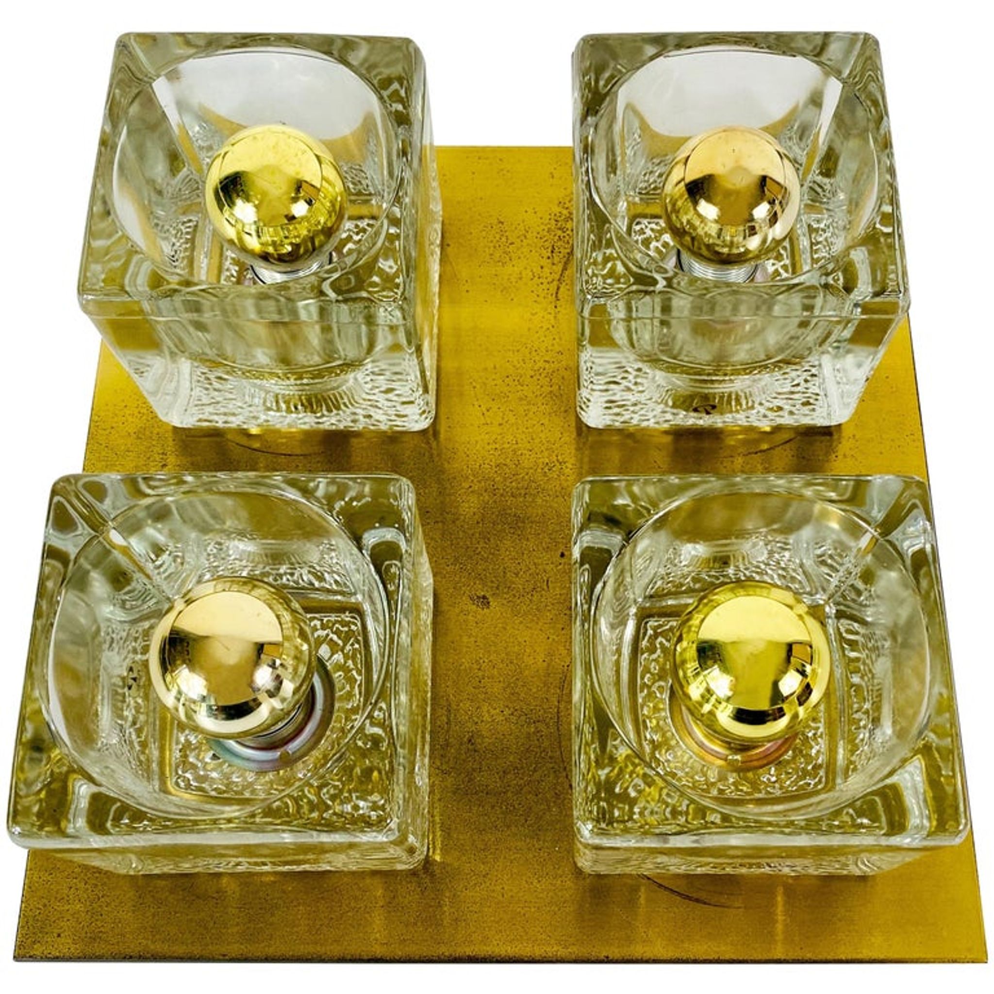 Applique à cube en laiton et verre givré de Peill & Putzler 1970