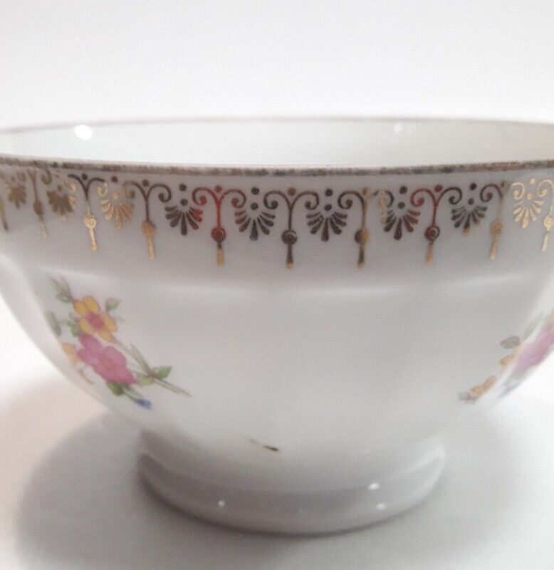 Small porcelain bowl F D Chauvigny France