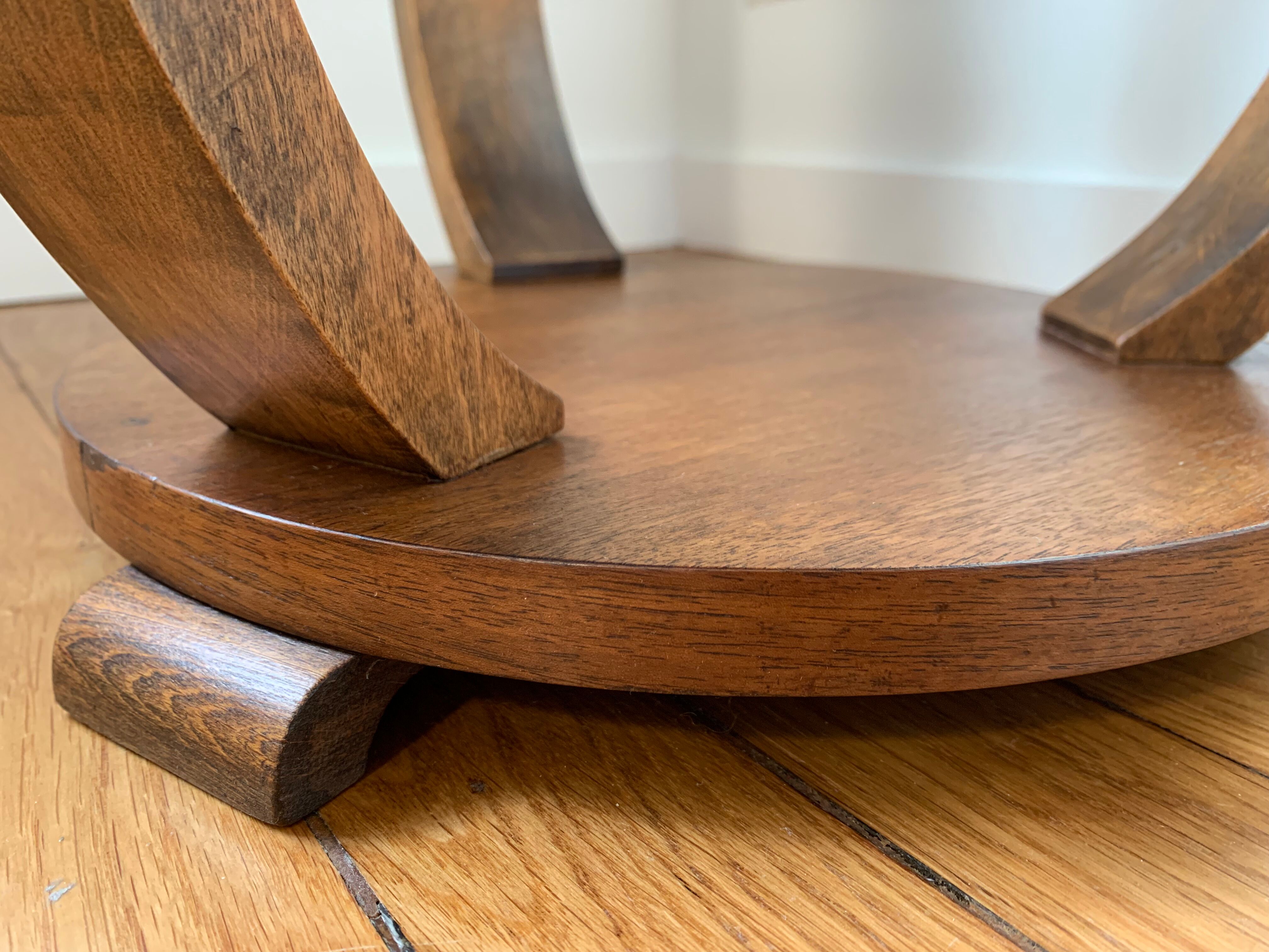 Pedestal table art deco