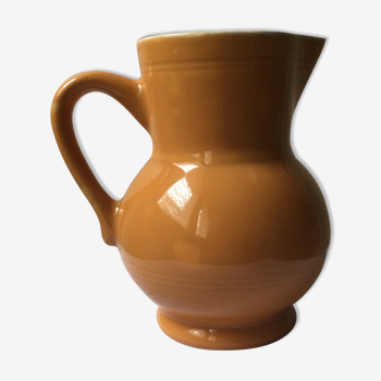 Mustard pitcher bistro style brand Emile Henry