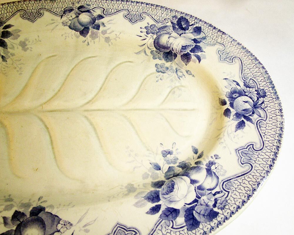 Fish dish Creil and Montereau