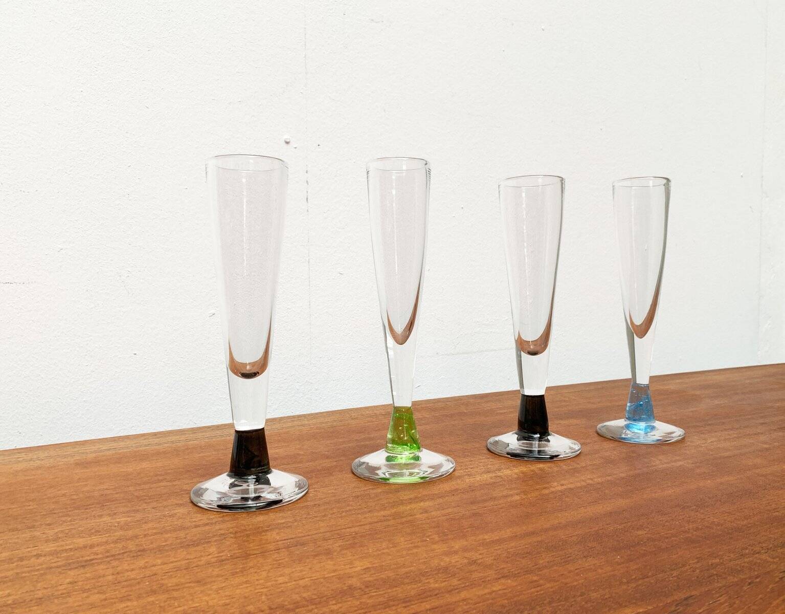 German Champagne Glasses by Regina Kaufmann for Glashagen Hütte, Set of 4