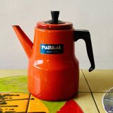 Vintage coffee maker in red enameled metal and Bakelite