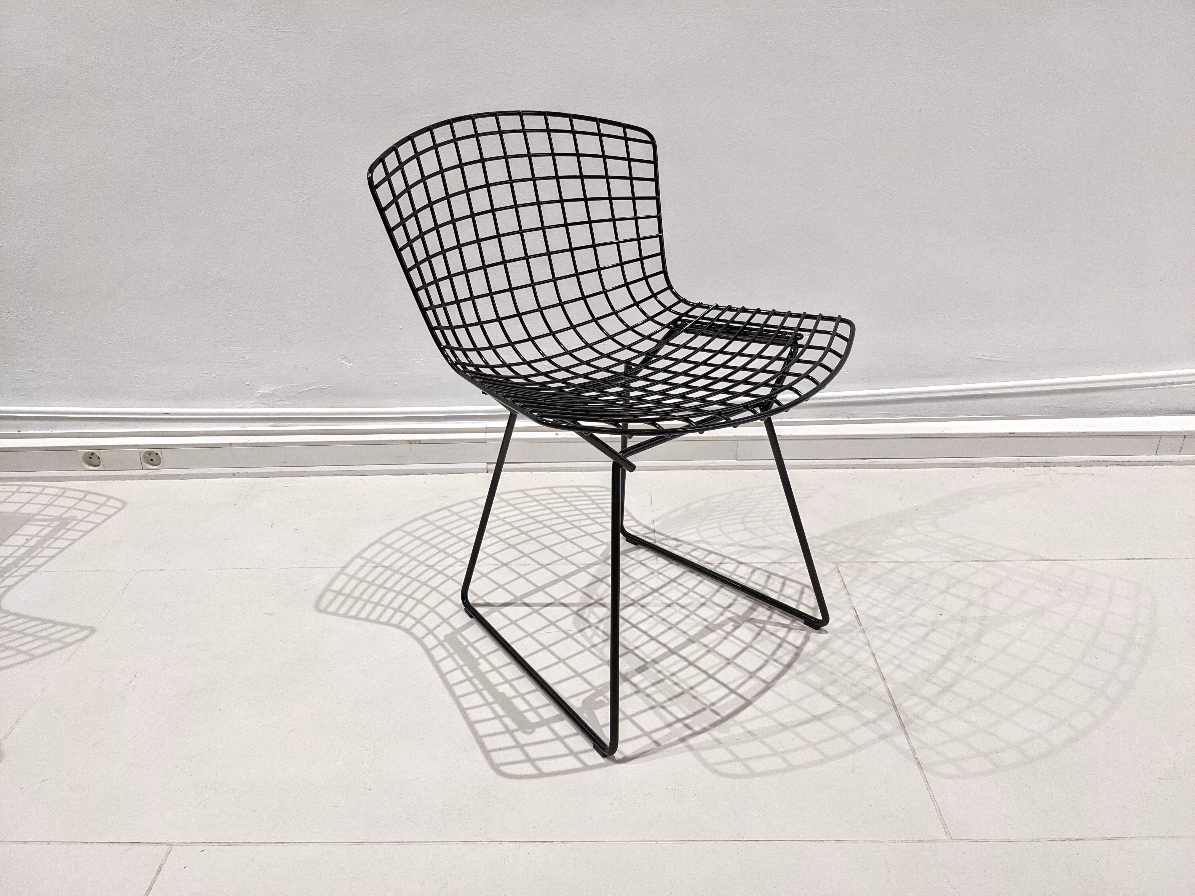 Lot of 4 chairs by Harry Bertoia 80/90