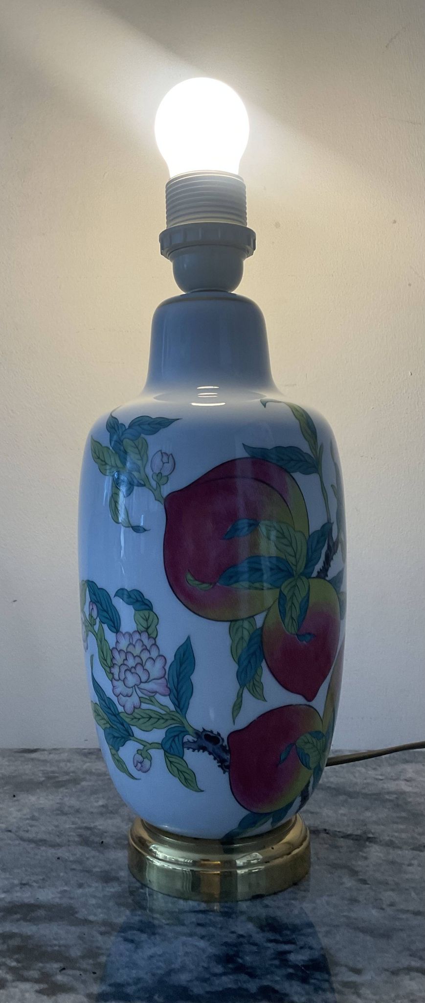 Lamp base in Paris porcelain