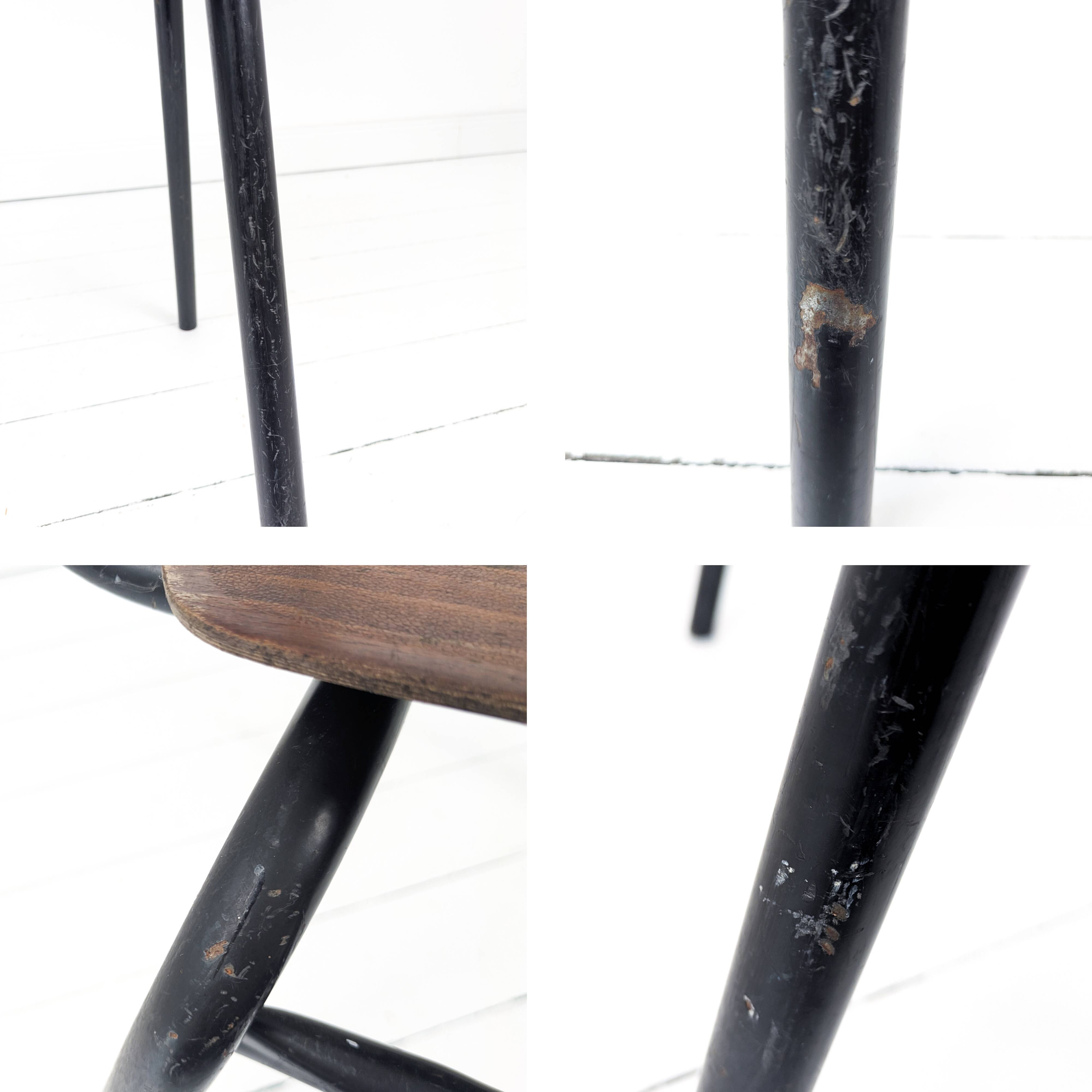 Chaise vintage Pagholz Ahrend Cirkel années 60 assise chêne piètement métal