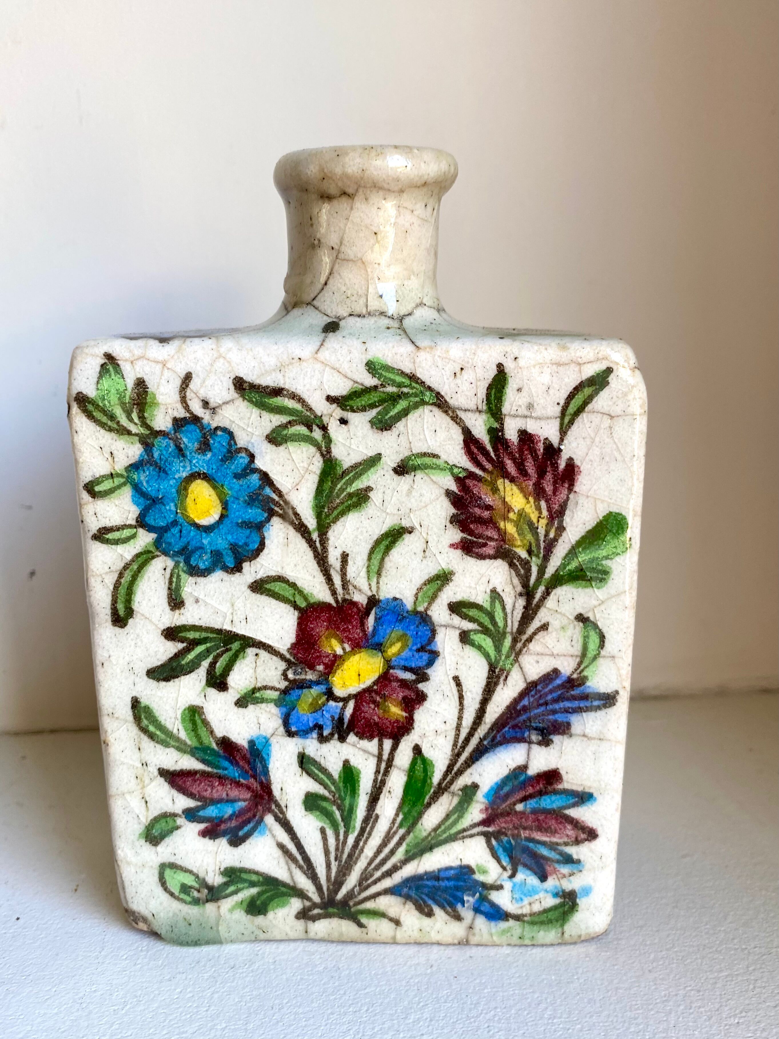 Iznik bottle
