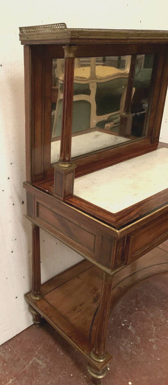 Credence de style louis xvi en acajou et placage xix siècle