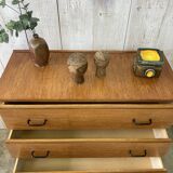 Vintage chest of drawers