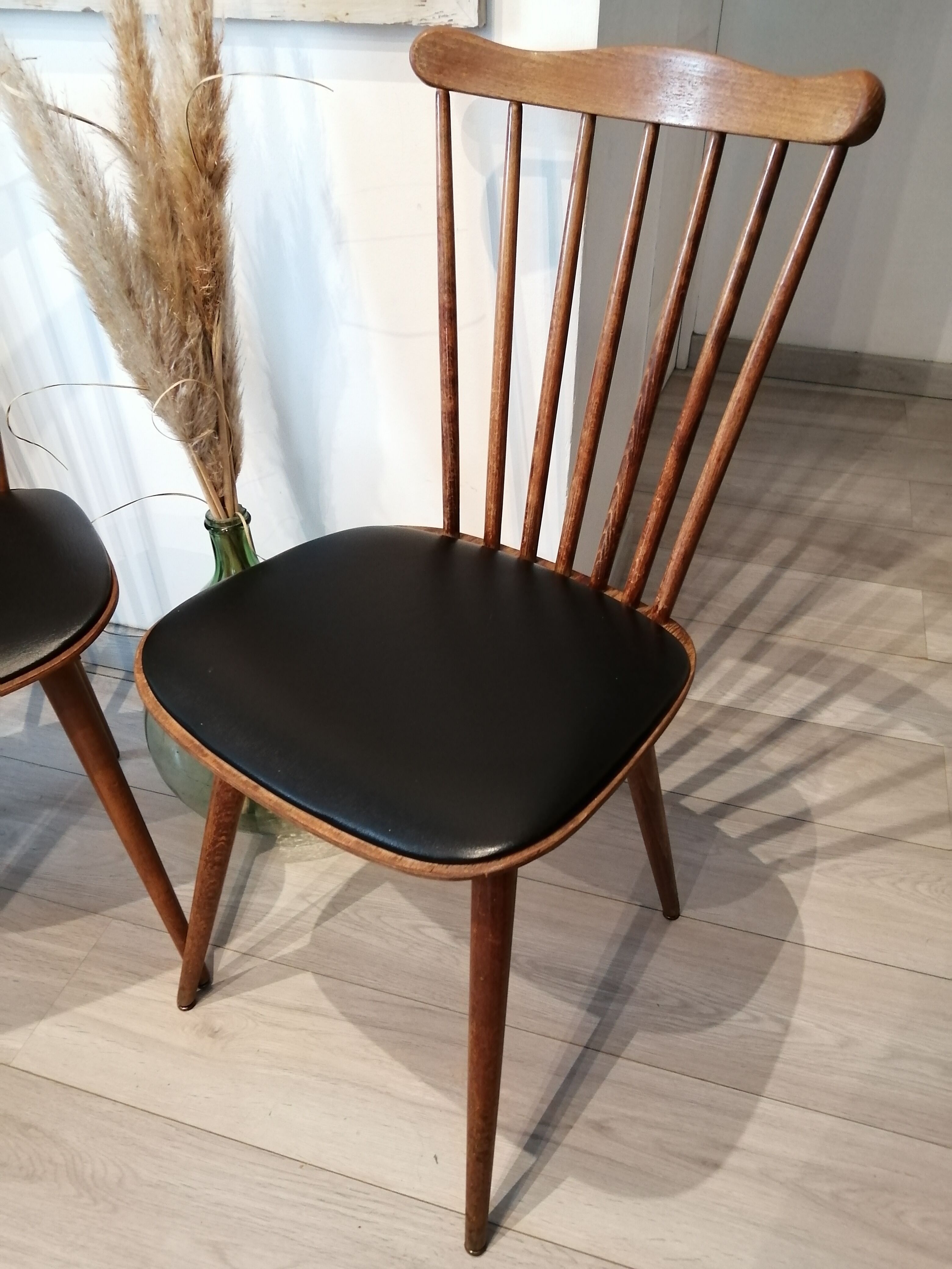 Baumann chairs