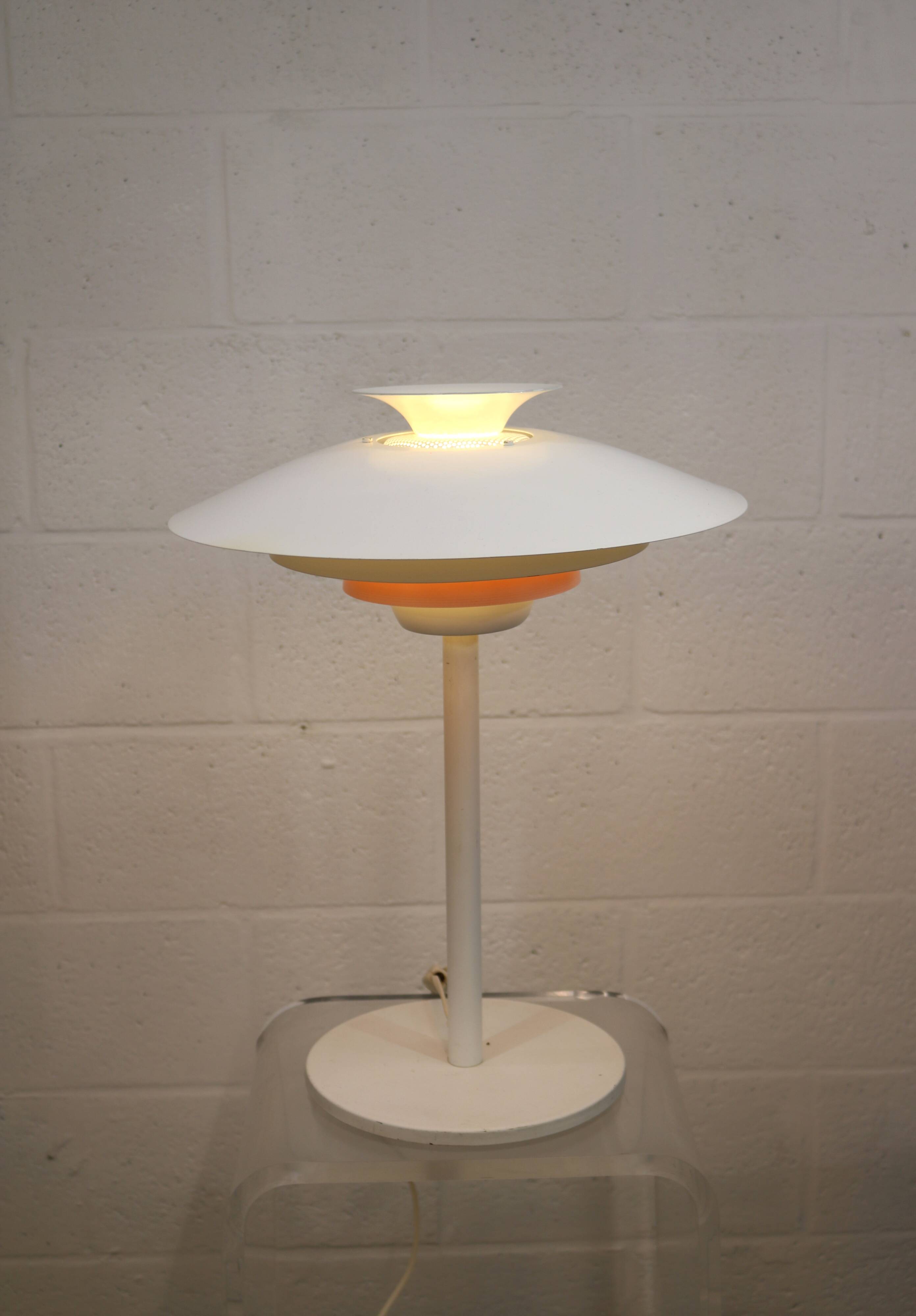 White vintage Danish desk lamp by Jeka Metaltryk - Model Sofie - Denmark 70s