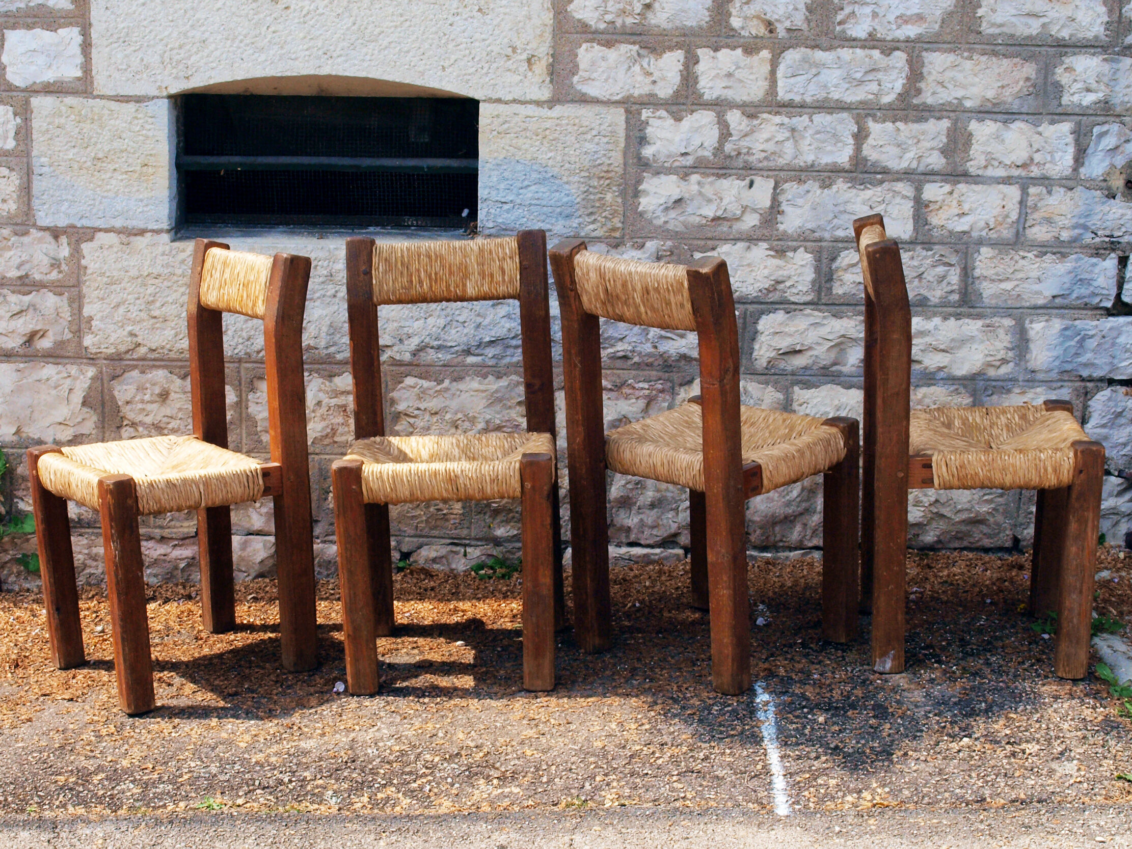 Brutalist chairs in pine and straw, France, 1950s, set of 4