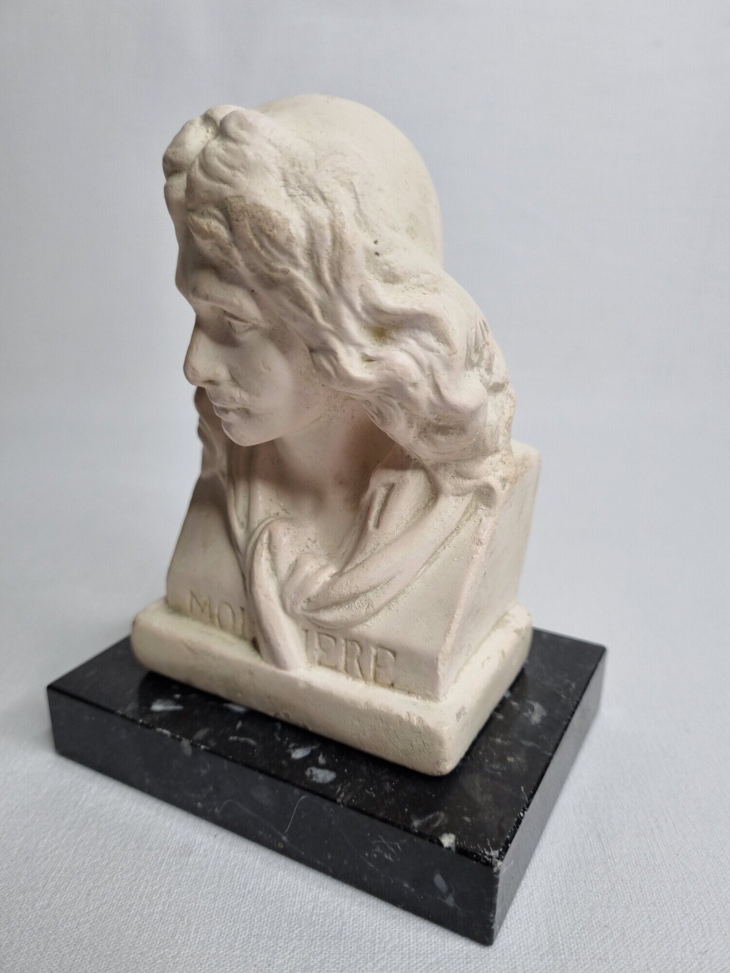 Buste de Molière en plâtre ciré sur socle en marbre 14 cm