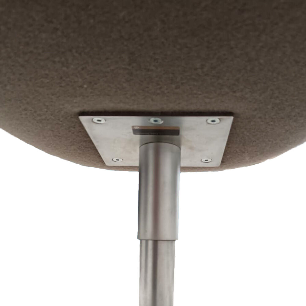 Swan armchair by Arne Jacobsen for Fritz Hansen