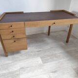 Modern oak veneer office