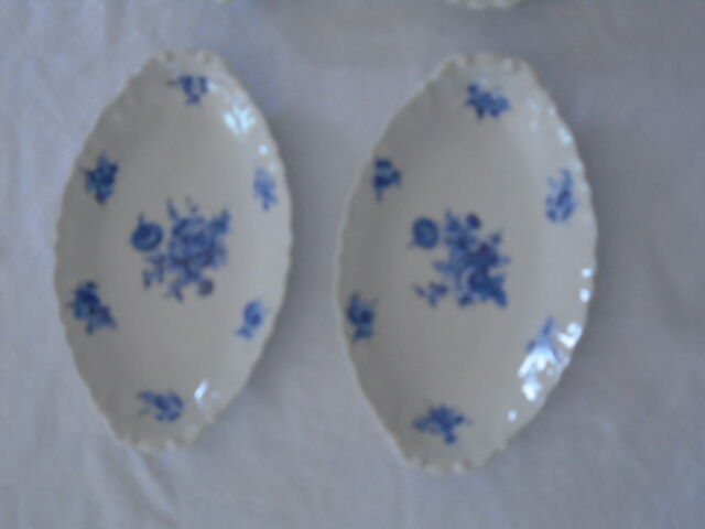 Set de 4 raviers coupelles porcelaine Limoges France fleurs bleues