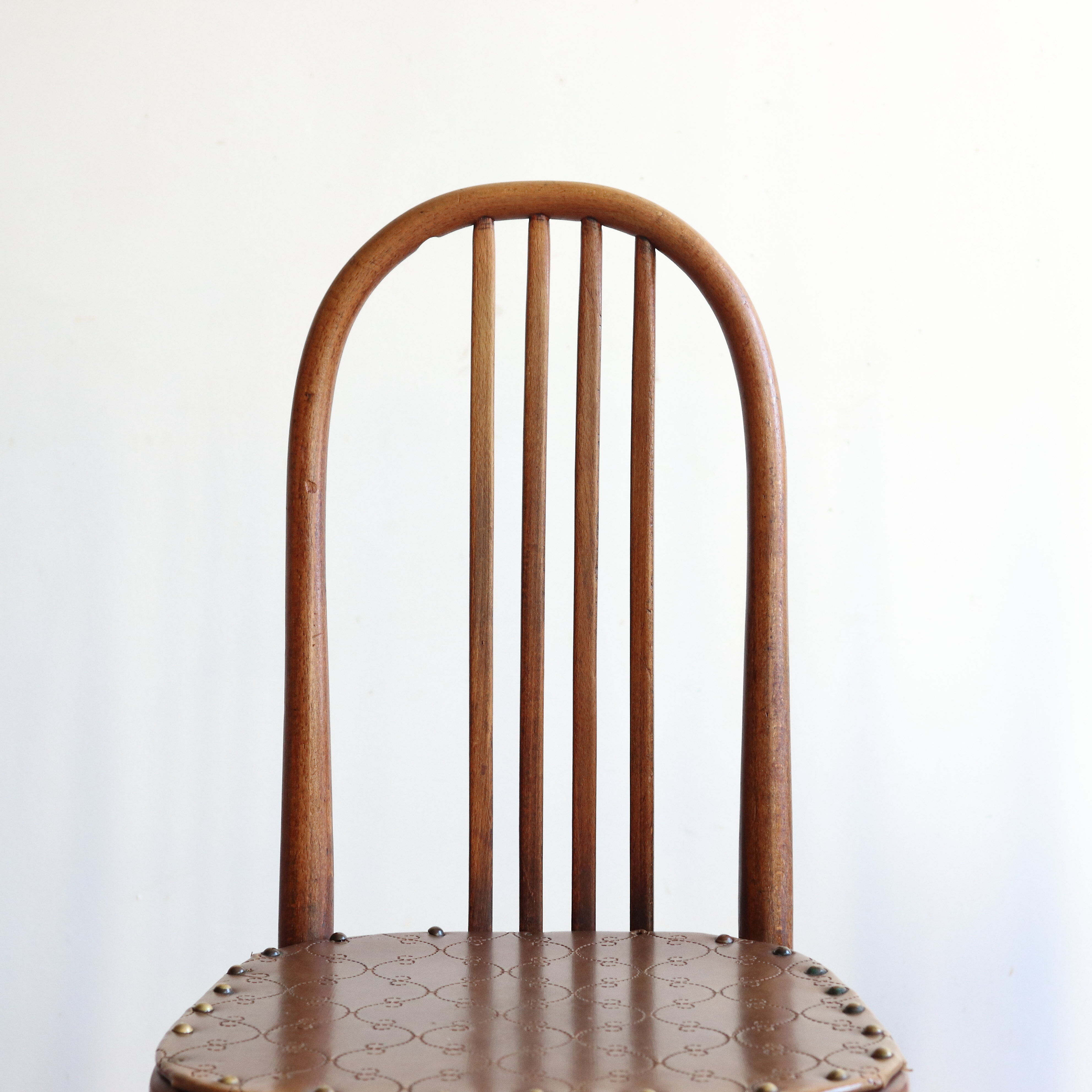 Set of 4 Luterma bistro chairs in curved wood and imitation leather, early 20th century