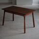 Moderne scandinave, table en hêtre avec pieds en forme de massue, Arnold Madsen, fabriquée dans les années 1940