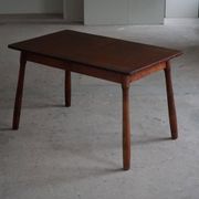 Modern Scandinavian, beech table with club-shaped legs, Arnold Madsen, made in the 1940s.