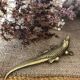 Crocodile en laiton