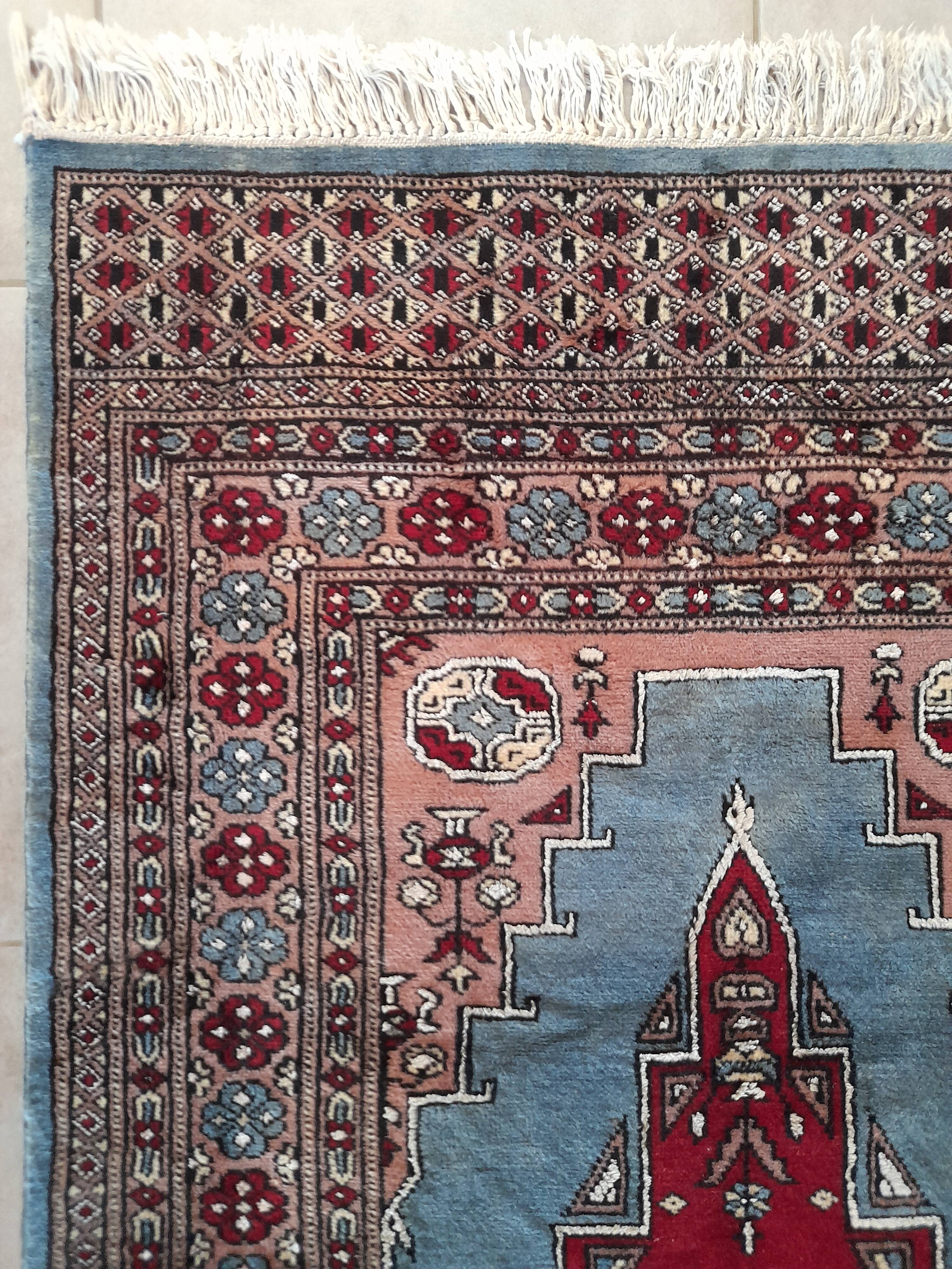 Oriental carpet 170 x 97cm