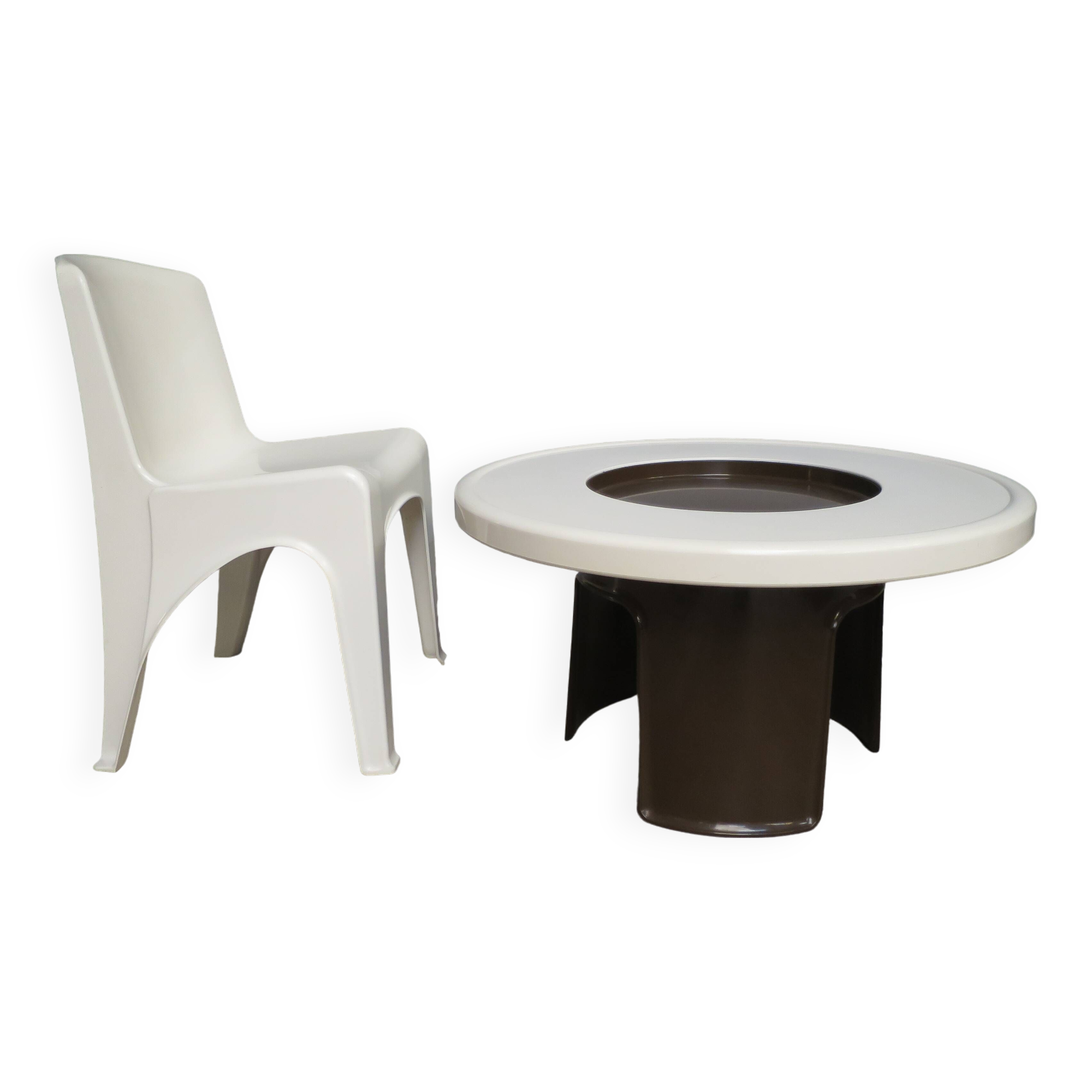 Vintage Gilac table and chair from the 70s