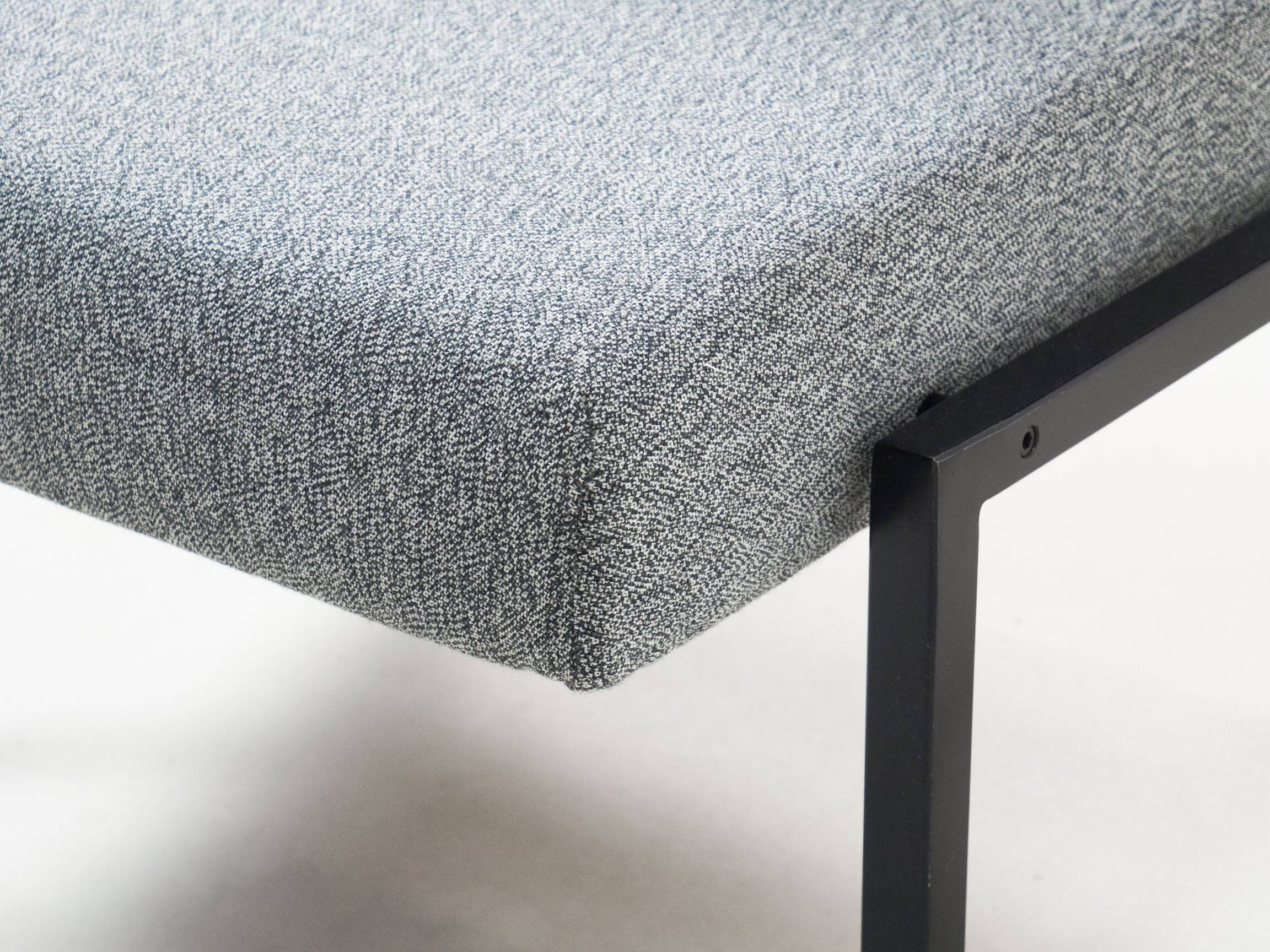 Spectrum ‘SZ66’ lounge chair by Martin Visser