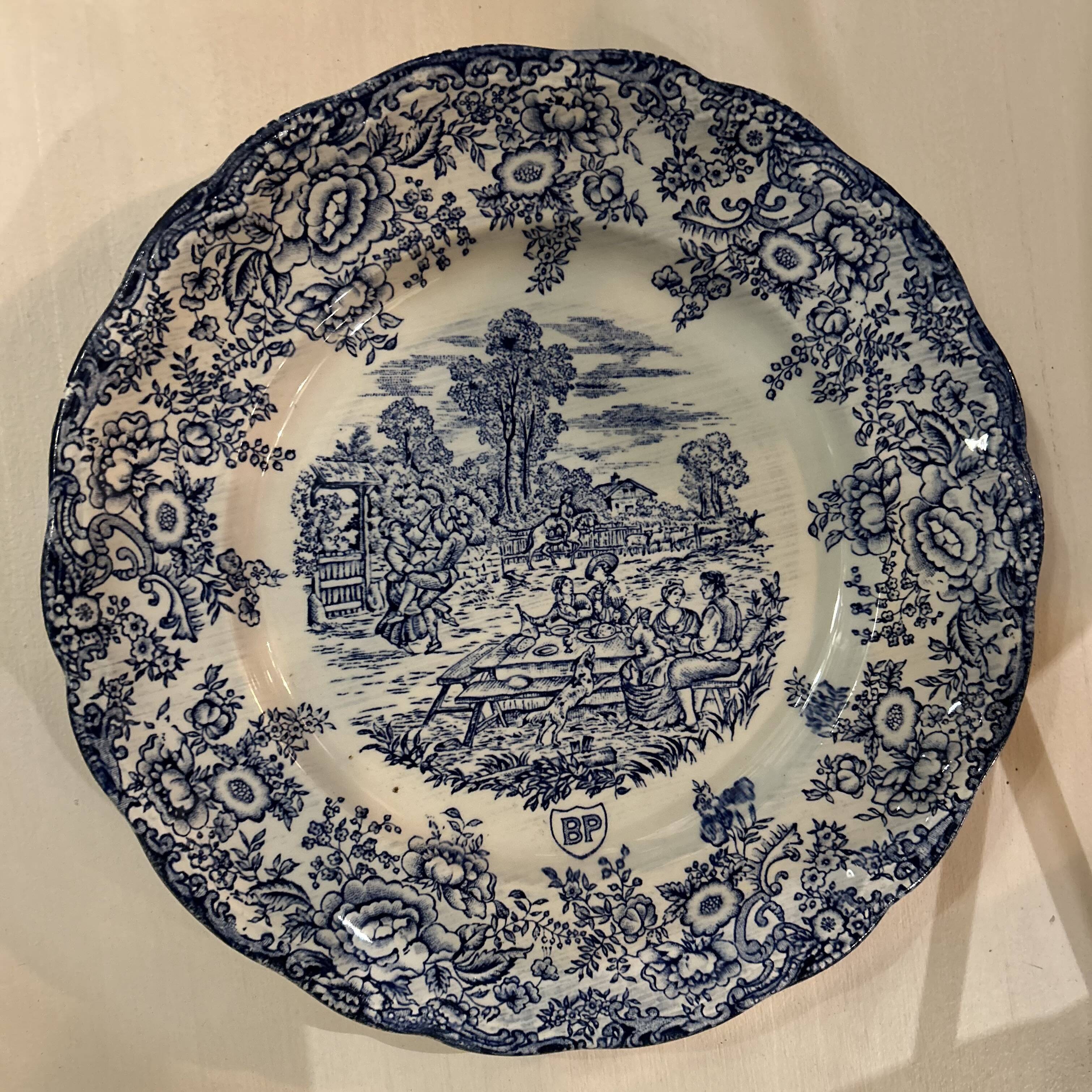 Set of 4 flat PB advertising plates