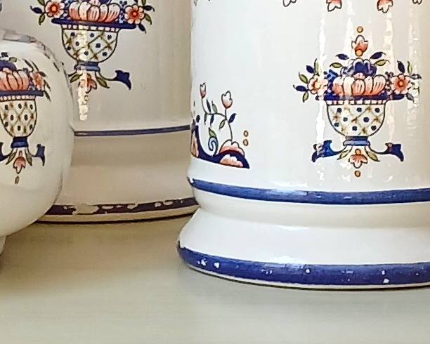 2 apothecary jars & candy box "old Rouen", circa 1960